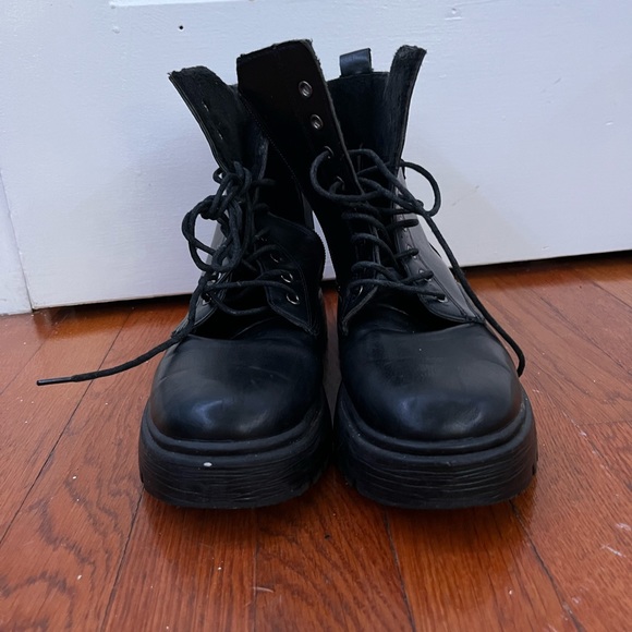 Combat boots - Picture 2 of 5